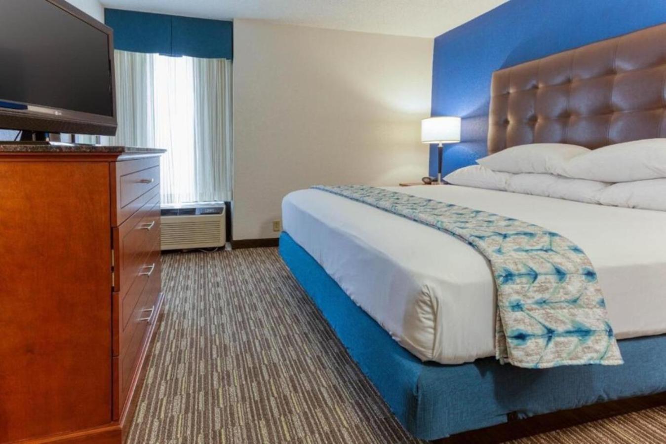 Heritage Inn & Suites St Louis Fenton, Trademark By Wyndham Exterior foto